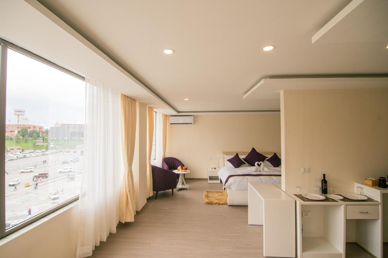 Hotel Black Diamond - Transit Point Inside Hotel 카트만두 외부 사진