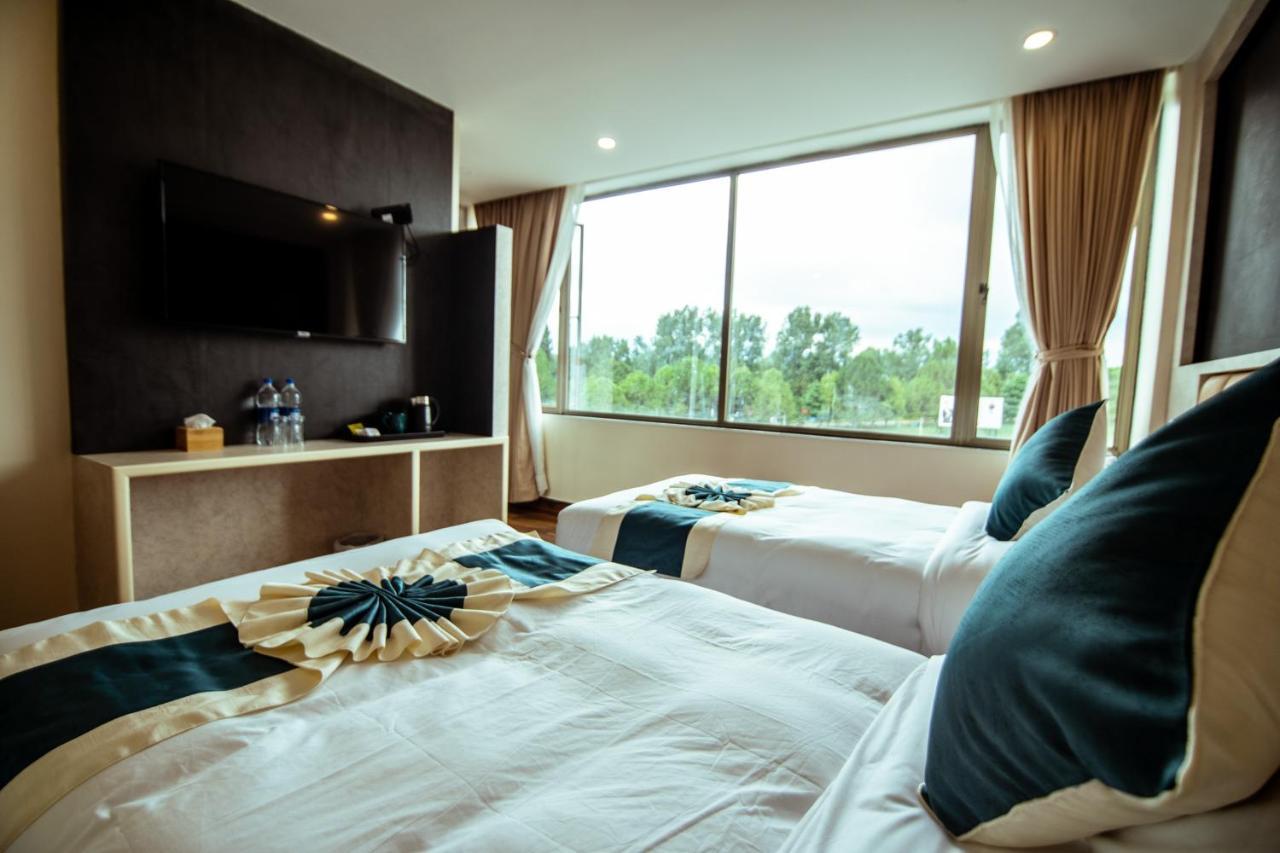 Hotel Black Diamond - Transit Point Inside Hotel 카트만두 외부 사진